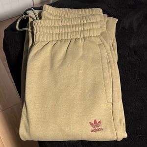 Adidas Sweatpants Olive green with pink logo💕